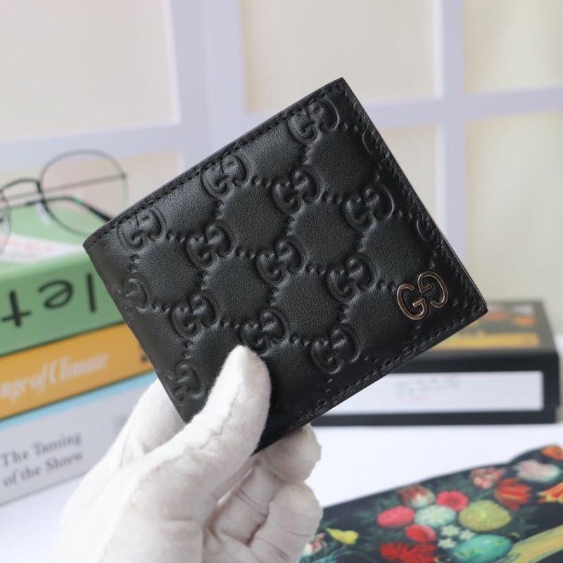 G*u*i wallets & purse